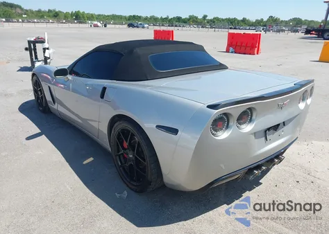 2008 Chevrolet Corvette из США, поврежденный, VIN 1G1YY36W085107842